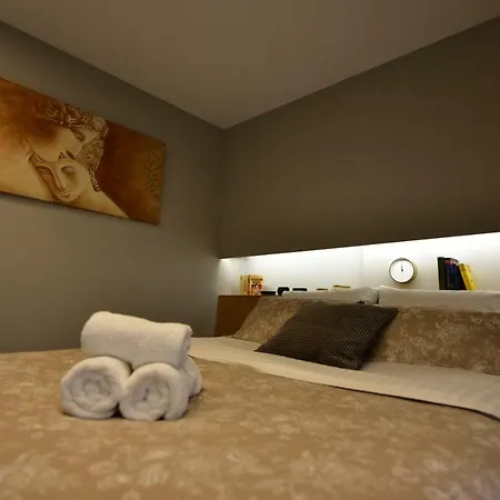 M&d Luxury In * Ateny